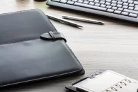 A5 sloha na dokumenty černá s potiskem loga - foto 3