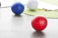 antistresový míček červená s potiskem loga - foto 3