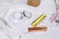 balzám na rty zlatá s potiskem loga - foto 4