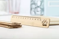 bambusové pravítko přírodní s potiskem loga - foto 2