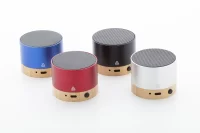 bezdrátový reproduktor červená s potiskem loga - foto 5