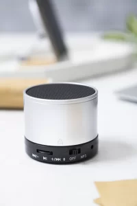 bezdrátový reproduktor stříbrná s potiskem loga - foto 3