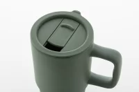 cestovní hrnek zelená s potiskem loga - foto 5
