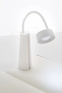 dobíjecí baterka bílá s potiskem loga - foto 7