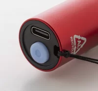 dobíjecí svítilna z recyklovaného hliníku červená s potiskem loga - foto 2