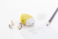 guma a ořezávátko žlutá s potiskem loga - foto 4