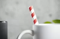 hrnek bílá s potiskem loga - foto 4