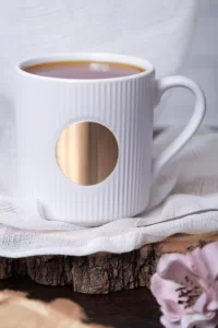 hrnek bílá s potiskem loga - foto 6