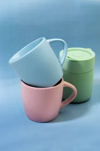 hrnek světle růžová s potiskem loga - foto 6