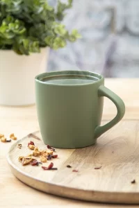 hrnek zelená s potiskem loga - foto 3