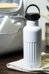 izolovaná láhev bílá s potiskem loga - foto 8