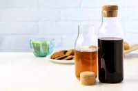 karafa na vodu průhledná s potiskem loga - foto 3