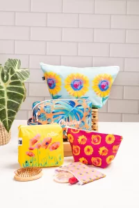 kosmetická taštička na zakázku bílá s potiskem loga - foto 4