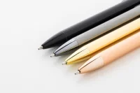 kuličkové pero černá s potiskem loga - foto 2