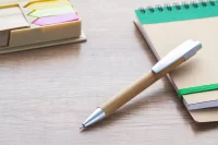 kuličkové pero přírodní s potiskem loga - foto 3