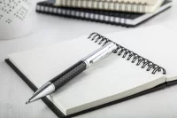 kuličkové pero stříbrná s potiskem loga - foto 2