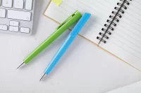 kuličkové pero světle modrá s potiskem loga - foto 2