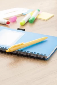 kuličkové pero žlutá s potiskem loga - foto 3