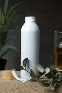 láhev z recyklovaného hliníku bílá s potiskem loga - foto 8