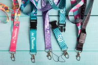 lanyard se sublimací na zakázku bílá s potiskem loga - foto 11