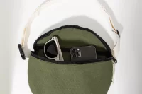 ledvinka z recyklovaného plátna zelená s potiskem loga - foto 5