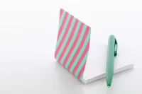 lepicí poznámkový blok na zakázku bílá s potiskem loga - foto 5