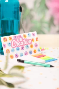 lepicí poznámkový blok na zakázku bílá s potiskem loga - foto 6