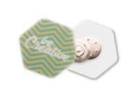 magnetický odznak bílá s potiskem loga - foto 13