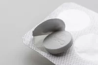 mentolky na zakázku bílá s potiskem loga - foto 4