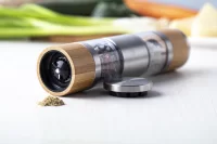 mlýnek na sůl a pepř přírodní s potiskem loga - foto 3