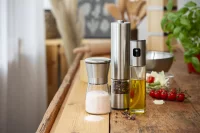 mlýnek na sůl a pepř průhledná s potiskem loga - foto 8