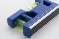 multifunkční přívěšek na klíče modrá s potiskem loga - foto 3