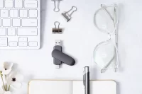 OTG USB flash disk tmavě šedá s potiskem loga - foto 8