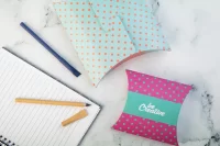 papírová vypouklá krabička bílá s potiskem loga - foto 12