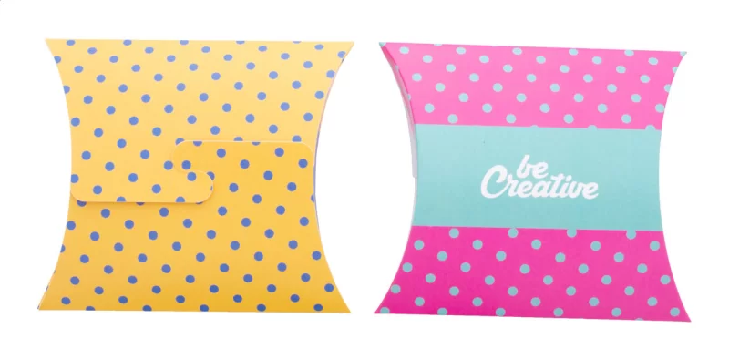 papírová vypouklá krabička bílá s potiskem loga