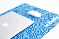 podložka na stůl z RPET na zakázku bílá s potiskem loga - foto 2