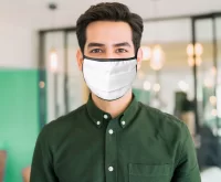 pratelná obličejová maska černá s potiskem loga - foto 4