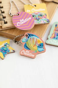 přívěšek na klíče na zakázku přírodní s potiskem loga - foto 16