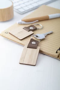 přívěšek na klíče, obdélník přírodní s potiskem loga - foto 3