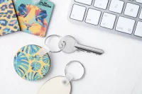 přívěšek na klíče přírodní s potiskem loga - foto 6