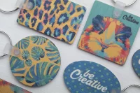 přívěšek na klíče přírodní s potiskem loga - foto 6