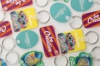 přívěšek na klíče průhledná zelená s potiskem loga - foto 5