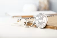 přívěšek na klíče s kalendářem stříbrná s potiskem loga - foto 7