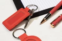 přívěšek na klíče z RPU červená s potiskem loga - foto 5