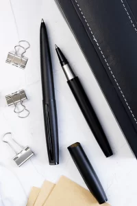 psací sada černá s potiskem loga - foto 7
