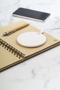 RABS bezdrátová nabíječka bílá s potiskem loga - foto 7