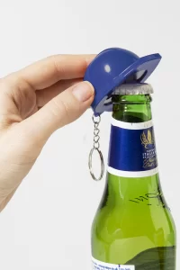 RABS klíčenka s otvírákem na lahve  modrá s potiskem loga - foto 3