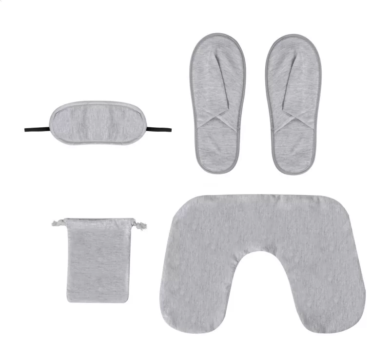 RPET cestovní set šedá — reklamní předmět s vlastním potiskem RPET cestovní set šedá s potiskem loga