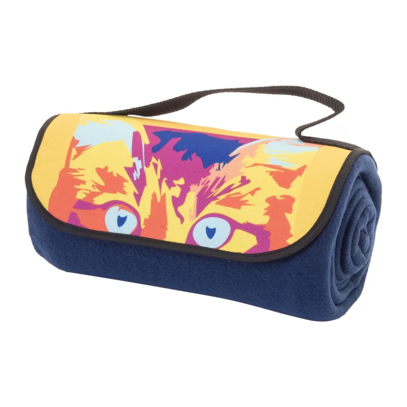 RPET fleecová deka na zakázku tmavě modrá — reklamní předmět s vlastním potiskem RPET fleecová deka na zakázku tmavě modrá s potiskem loga