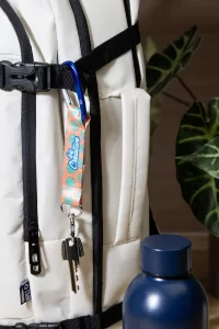 RPET přívěšek na klíče na zakázku modrá s potiskem loga - foto 3